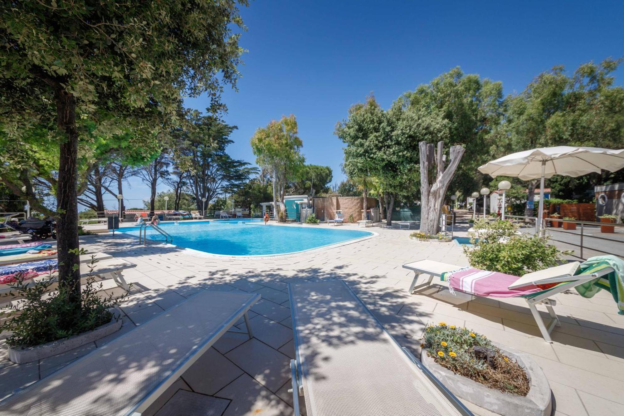 Villaggio Miramare Livorno Bagian luar foto