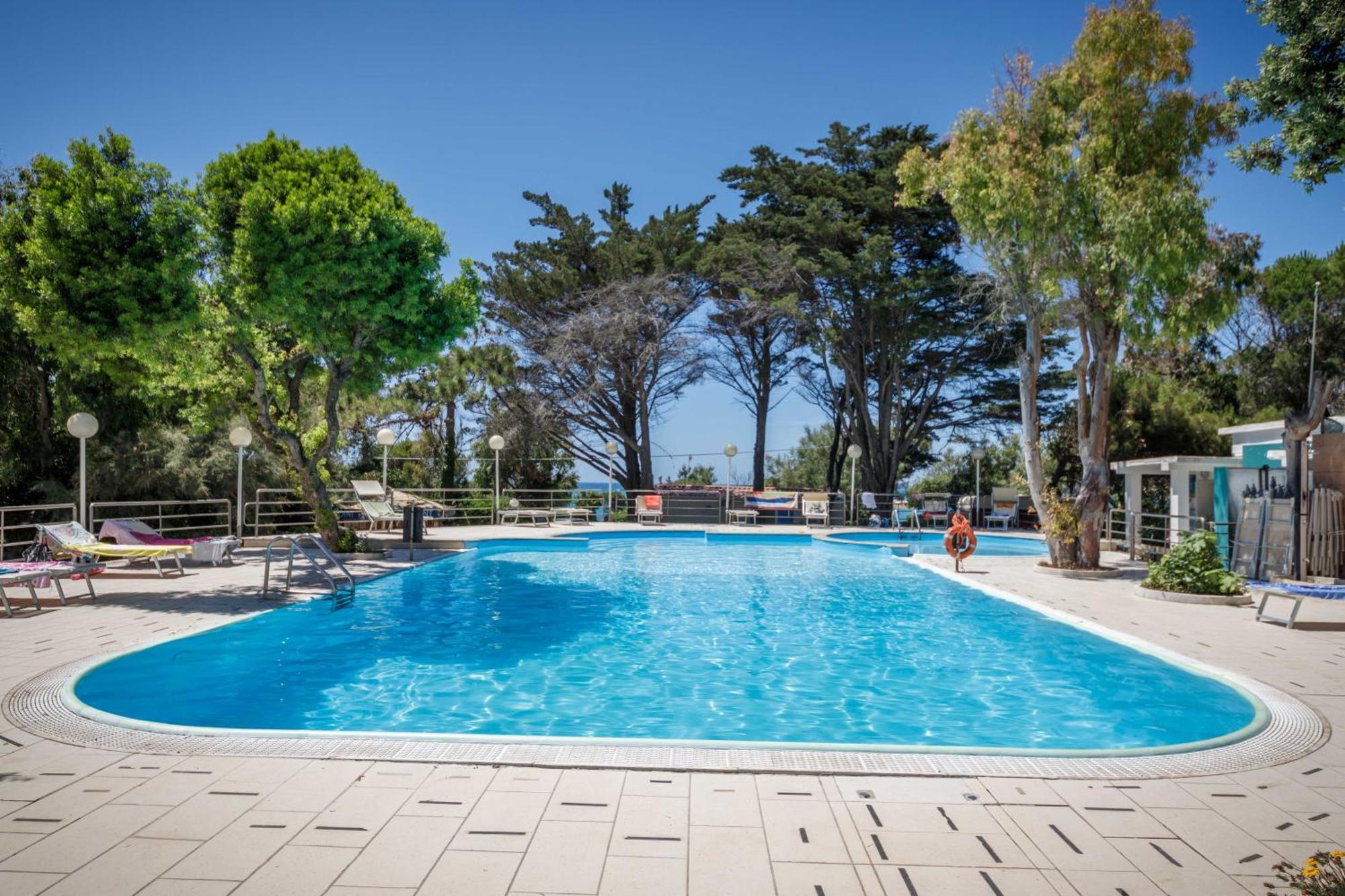 Villaggio Miramare Livorno Bagian luar foto
